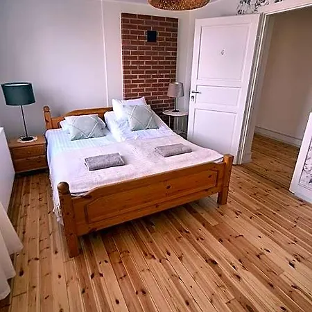St. Catharine's Hostel *