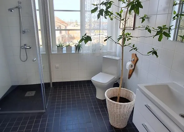 St. Catharine's * Kadrina